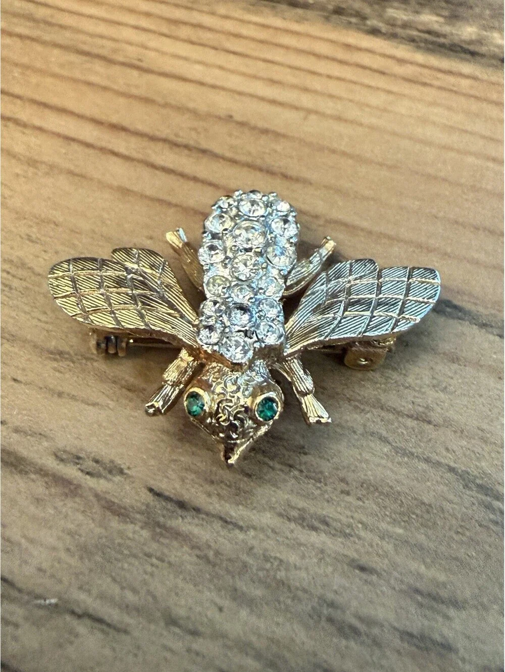 Signed Crystal BEE  BROOCH Pin Clear Rhinestones Green Eyes Gold Tone
